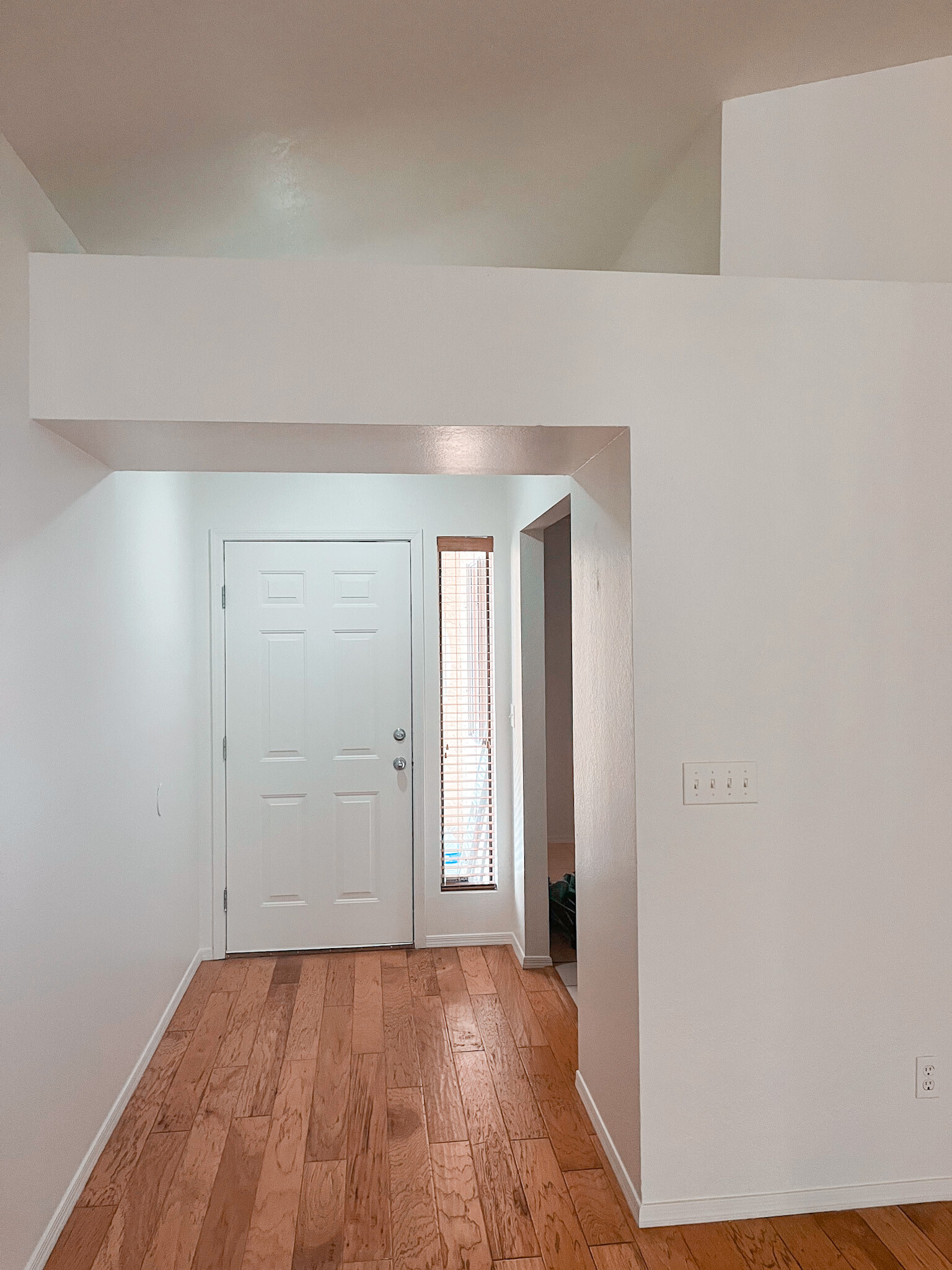 Building Photo - 1915 N Scovel St