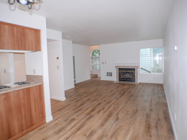 Building Photo - OPEN HOUSE, SAT., MAY 3rd from 12 - 12:30 ...