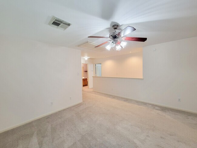 Building Photo - 6511 Canyon Mist Ln