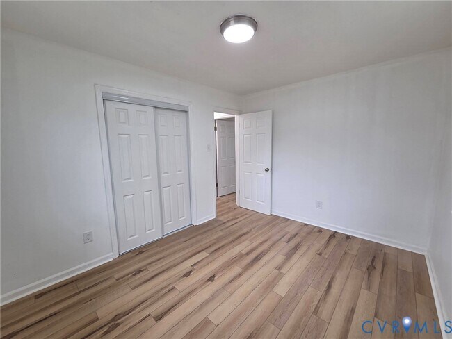 Building Photo - 5506 Campbell Ave