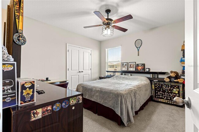 Building Photo - 8142 SW 59th Ave