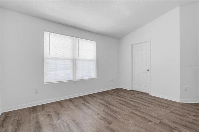 Building Photo - 4057 71st Terrace N