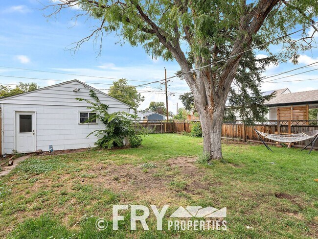 Building Photo - 5081 Elm Ct