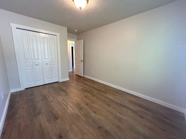 Building Photo - Beautiful4 Bedroom Home in Kuna
