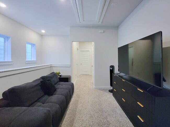 Building Photo - 3 Bed Home for Rent in Park Row Village West | Houston TX 77084