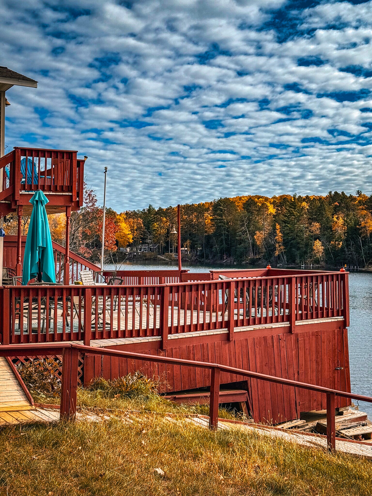 Building Photo - 440 S Peninsula Ln