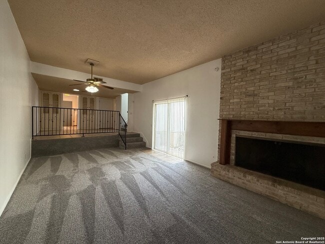 Building Photo - 11842 Sandman Dr