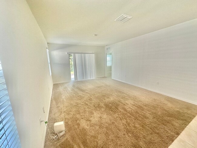 Building Photo - Deltona - 3 Bedroom, 2 Bathroom - $1,895.00