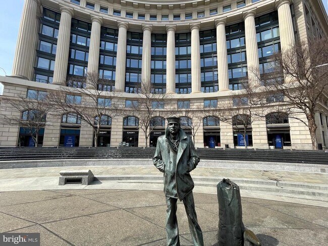 Building Photo - 801 Pennsylvania Ave NW
