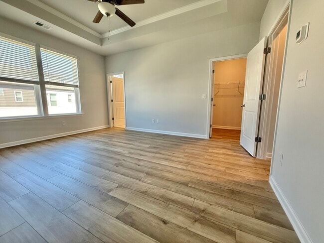 Building Photo - 206 Daybreak Ln