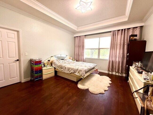 Building Photo - 1763 SW Newport Cir