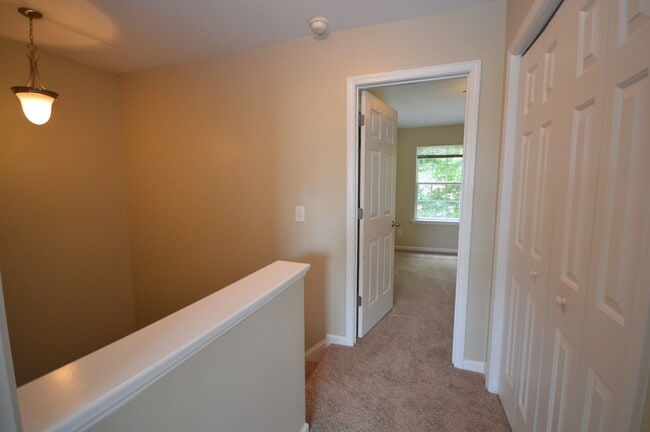 Building Photo - 8026 River Watch Ln