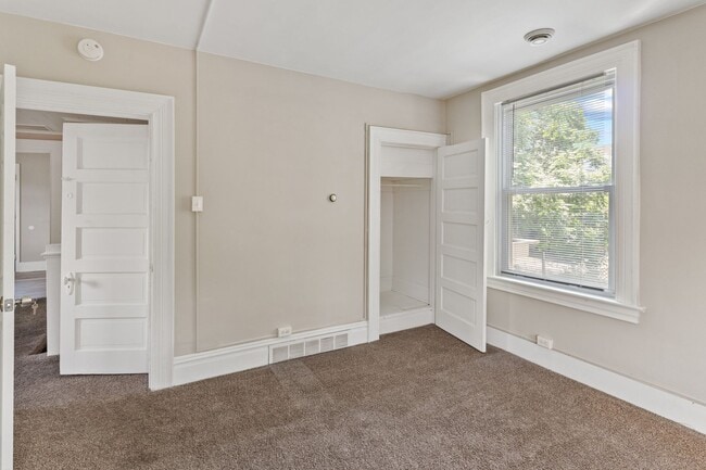 Building Photo - 416 First St_BT