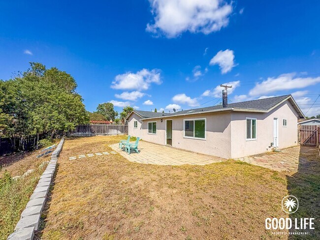 Building Photo - SD: 3BD/2BA Home in Oceanside with Private Backyard, Wood-Burning Stove & In-Unit Laundry