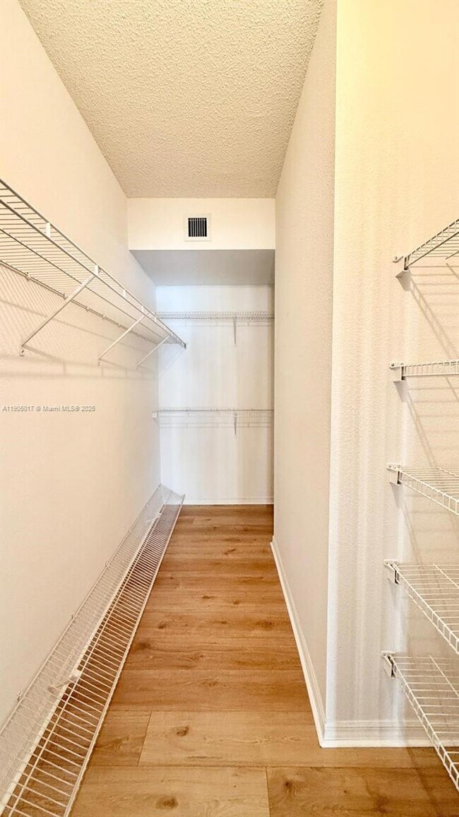 Building Photo - 2808 Amalei Dr