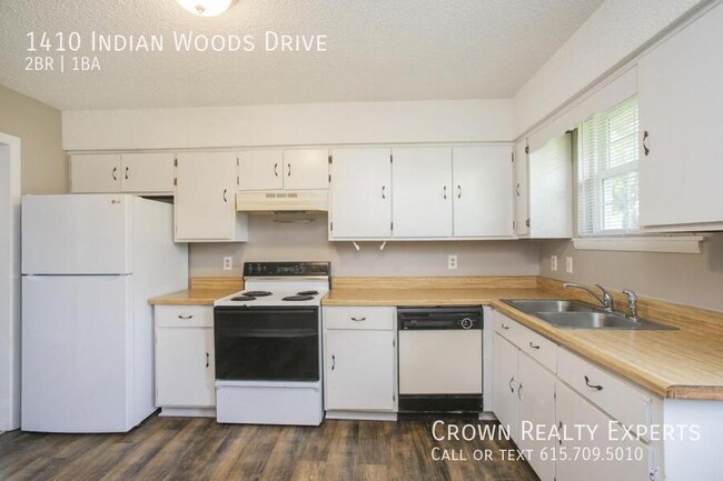 Building Photo - 1410 Indian Woods Dr