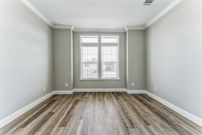 Building Photo - 3117 Walden Shores Blvd