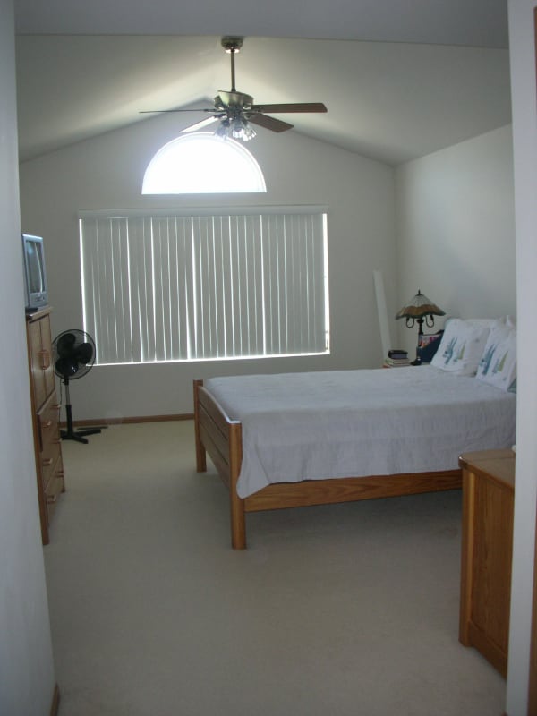 Building Photo - 4439 W Lawn Ave