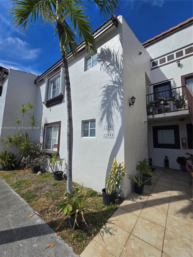 Building Photo - 12555 NW 11th Way