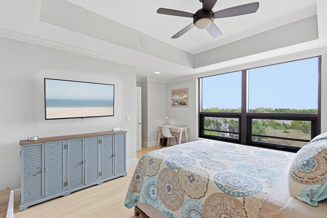 Building Photo - 9123 Strada Pl