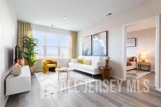 Building Photo - 2000 Schindler Dr