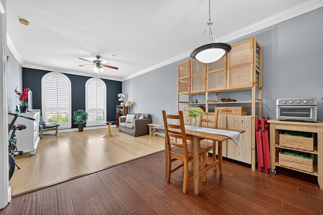 Building Photo - 2299 Lone Star Dr