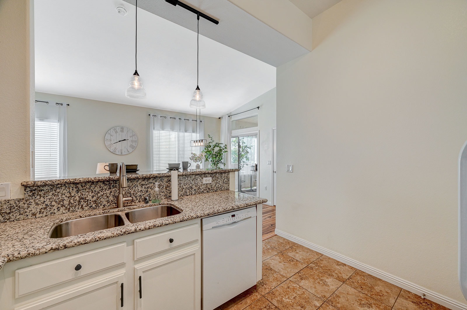 Building Photo - 3351 Indian Shadow St