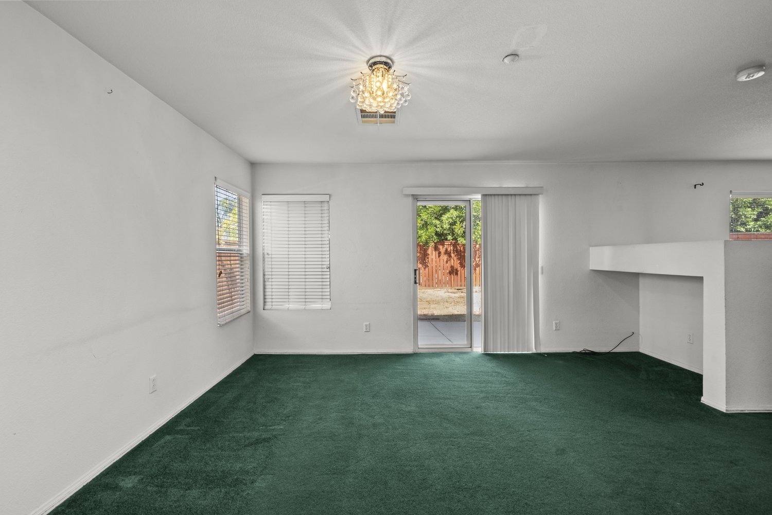 Building Photo - 13149 Alta Vista Way