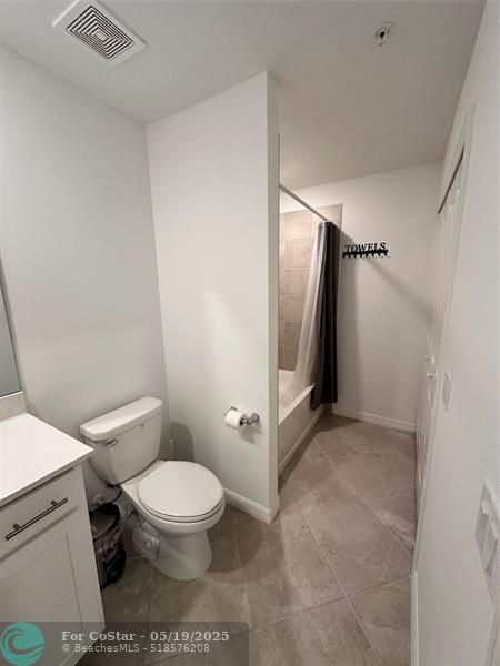 Building Photo - 5651 Double Eagle Cir