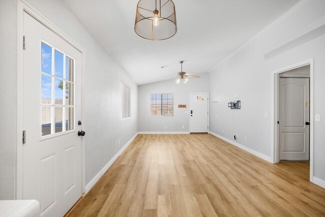 Building Photo - 146 S 1930 W