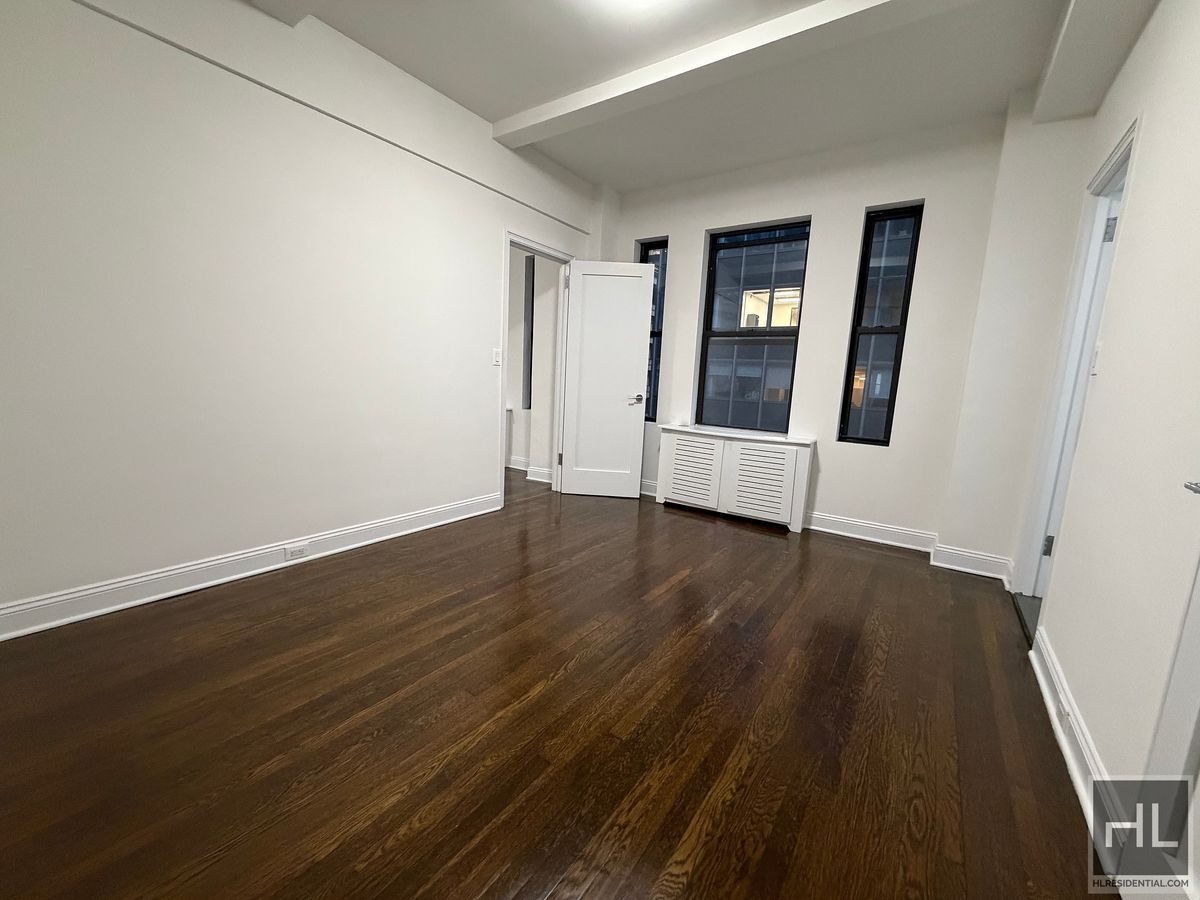 Building Photo - EAST 46 STREET