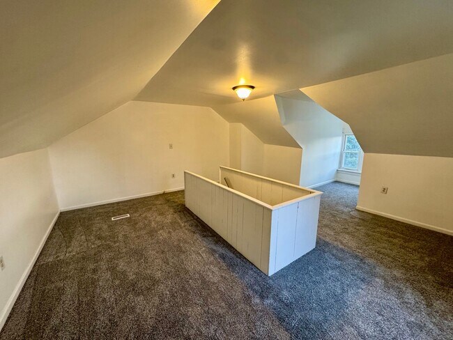 Building Photo - 42 Climax St