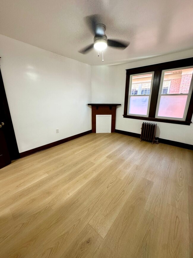 Building Photo - 261 Gross St