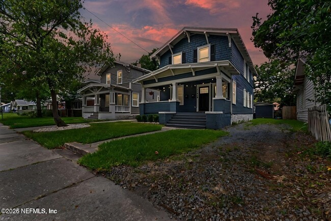 Building Photo - 2781 College St