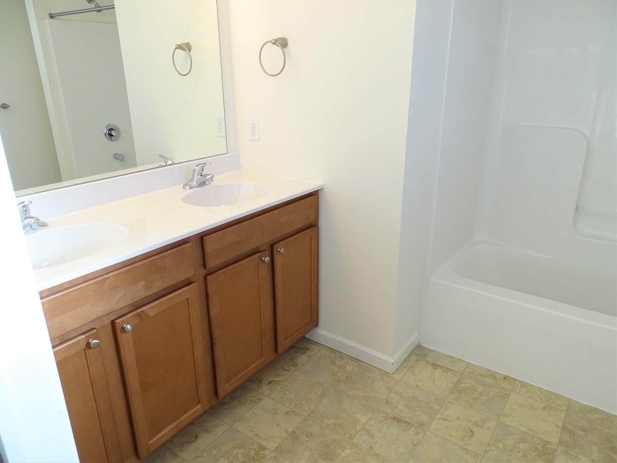 Building Photo - 346 Alexandria Ct