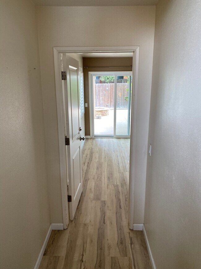 Building Photo - 5015 Corbina Way