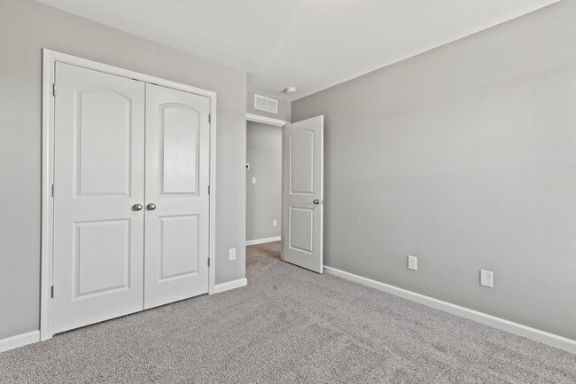 Building Photo - 158 Landry Ln