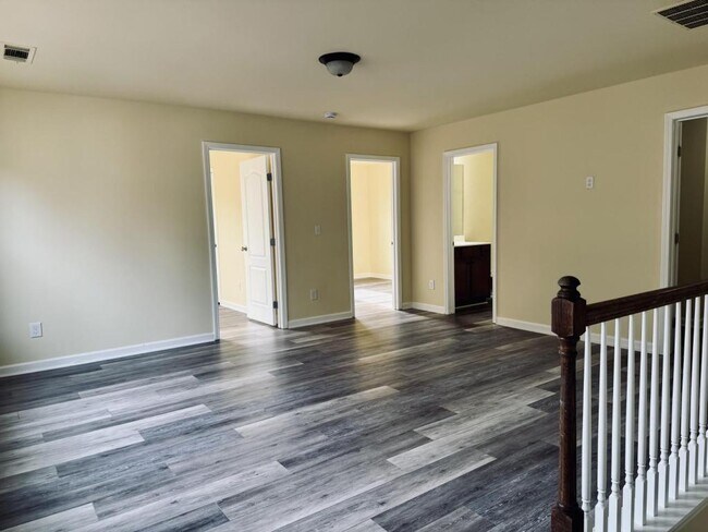 Building Photo - 6575 Story Cir