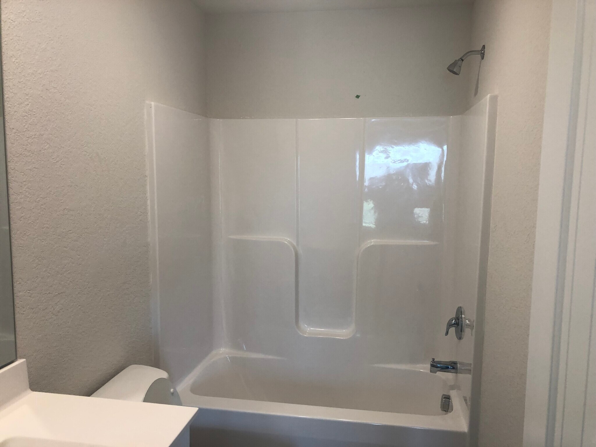 Building Photo - 225 Chandler Ct