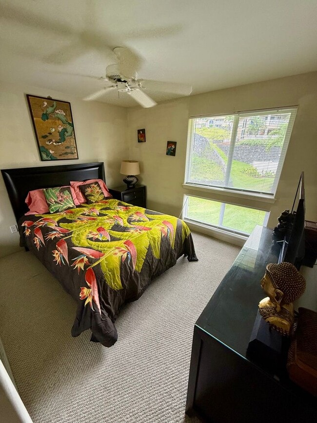 Building Photo - 2 Bedroom, 2 Bath with Full Loft in Alii C...