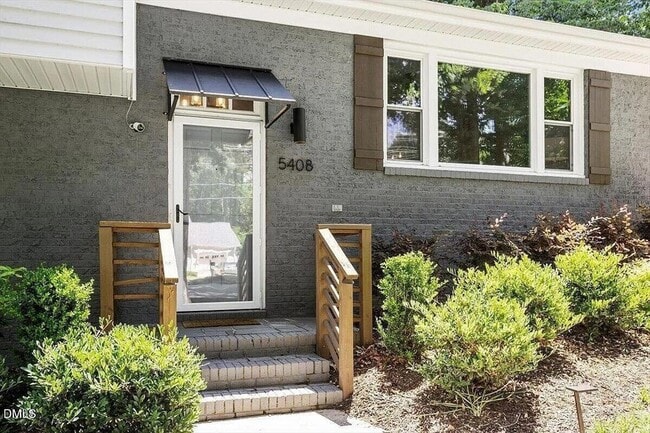 Building Photo - 5408 Farley Dr