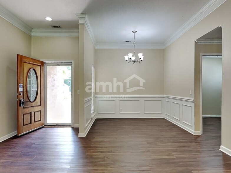 Building Photo - 38 Dunnoman Dr