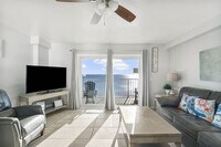 Building Photo - 8743 Thomas Dr