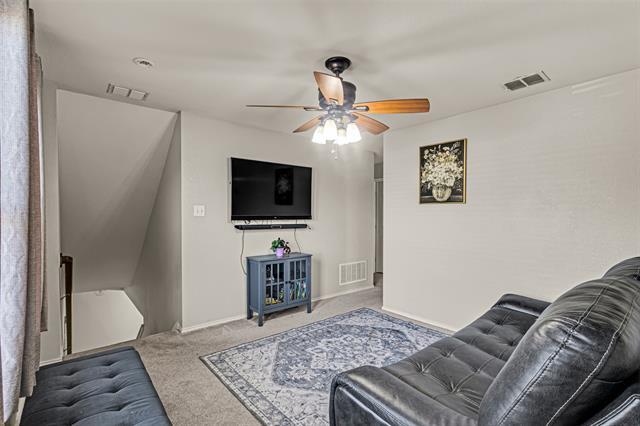 Building Photo - 11833 Porcupine Dr