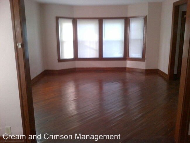 Building Photo - 4 br, 2.5 bath House - 800 North Lincoln
