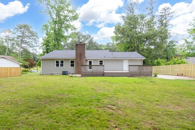 Building Photo - Beautifully Renovated Ranch in Marietta