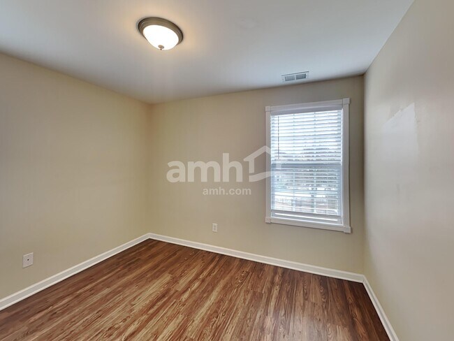 Building Photo - 116 Ruland Cir