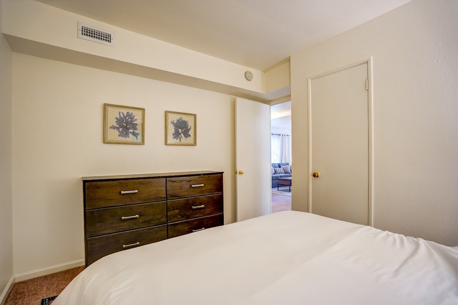 Building Photo - 8 Craig Ave