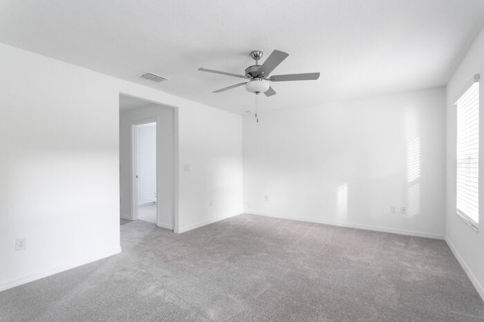 Building Photo - 38256 Fallstone Wy