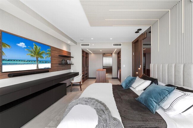 Building Photo - 400 Sunny Isles Blvd